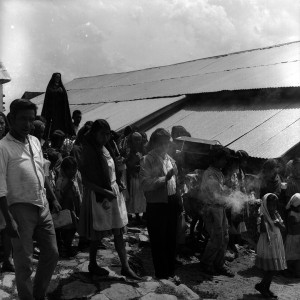 72 E 272 – Procesión de la Virgen de la Soledad, Lunes Santo.