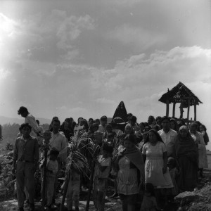 72 E 277 – Procesión de la Virgen de la Soledad, Lunes Santo.